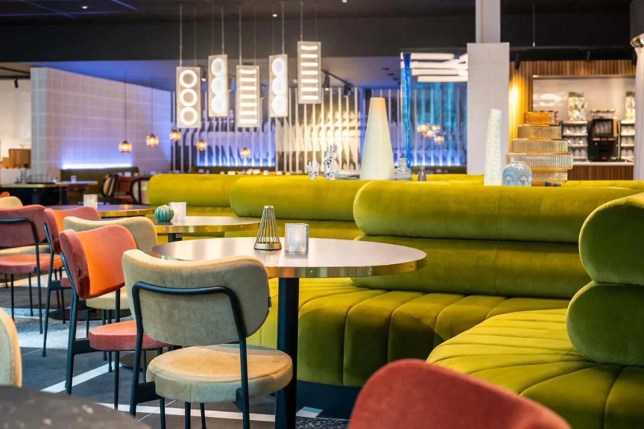 **** Otel Mercure Amsterdam North Station Hollanda